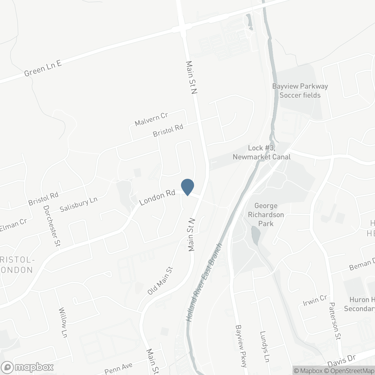 515 LONDON ROAD, Newmarket, Ontario L3Y 6E4